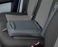 Peugeot Boxer III Furgon - Komplet Miarowych Pokrowców DV1+DV2 (fotel kierowcy + dwuosobowa kanapa pasażera) - widok - możliwość korzystania z wysuwanego stolika