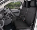 Miarowe pokrowce fotel i kanapę z wyciąganym stolikiem 1+2 Citroen SpaceTourer od 2016 - możliwość korzystania ze schowków pod siedziskiem