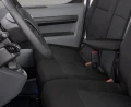Opel Vivaro C od 2019 - Miarowe pokrowce na fotel kierowcy i podwójną kanapę 1+2 ze stolikiem
